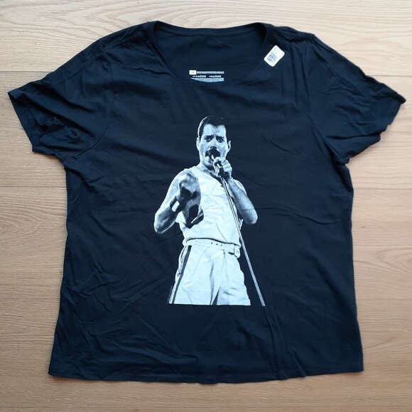 Freddie Mercury - Queen - New Women's Plus 2X Black T-Shirt - Picture 4 of 4